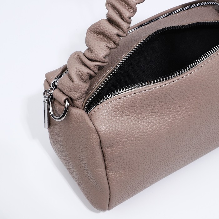 Сумка-багет на молнии, цвет бежевый Сумка-багет на молнии, цвет бежевый