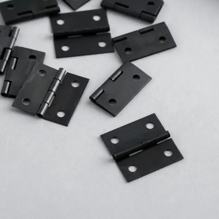 Петля для шкатулки металл с прямыми углами черная набор 10 шт 2,5х2,5 см Петля для шкатулки металл с прямыми углами черная набор 10 шт 2,5х2,5 см