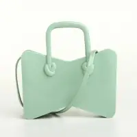 Сумка детская для девочки без застёжки, светло-зелёная