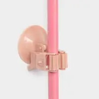 Держатель для уборочного инвентаря на вакуумной присоске, 5.5&times;5.5&times;7 см, МИКС