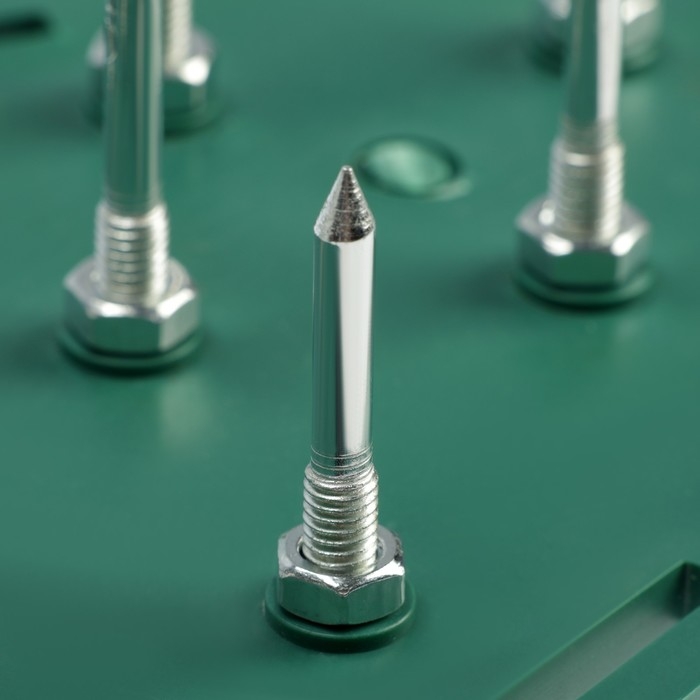 Подошвы ТУНДРА, шипованные, для наливного пола, 300х130 мм, длина шипа 42 мм, 2 шт. Подошвы ТУНДРА, шипованные, для наливного пола, 300х130 мм, длина шипа 42 мм, 2 шт.