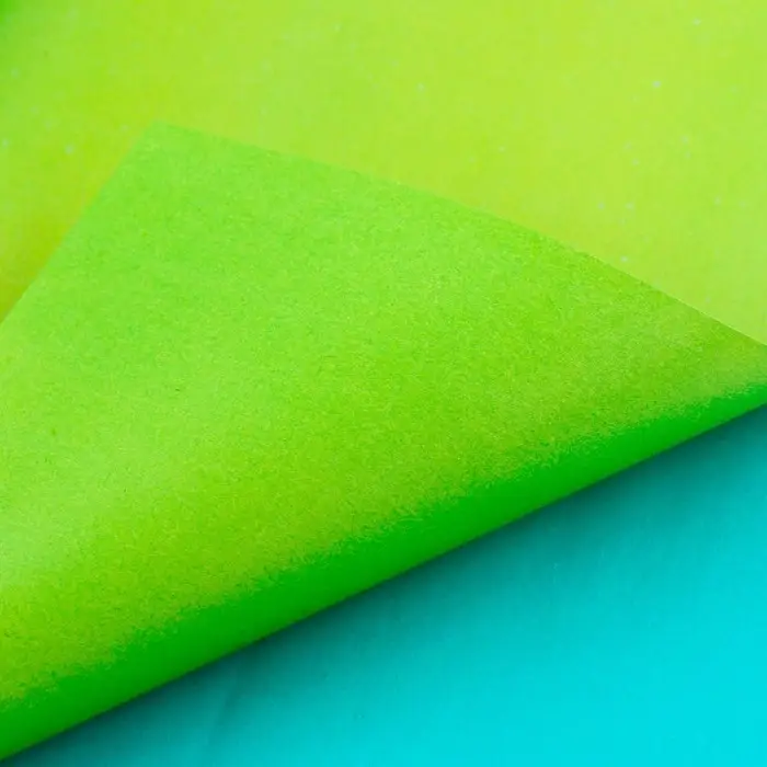 Цветная бумага, А4, 16 листов, 16 цветов, немелованная, двусторонняя, на скрепке, 48 г/м&sup2;, &laquo;Принцессы&raquo;