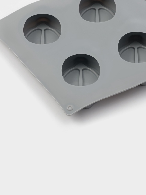 Форма для выпечки и муссовых десертов KONFINETTA «Лимон», силикон, 8 ячеек (5,2×4,2 см) 30×17,4×2,3 см, серая Форма для выпечки и муссовых десертов KONFINETTA «Лимон», силикон, 8 ячеек (5,2×4,2 см) 30×17,4×2,3 см, серая