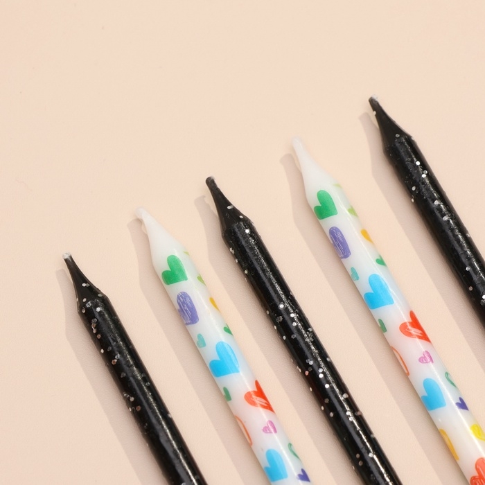 Свечи для торта Свечи для торта "Сердца", 12 шт, черные и белые