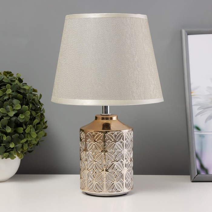 Настольная лампа Настольная лампа "Дейзи" Е14 40Вт золото 20х20х31 см