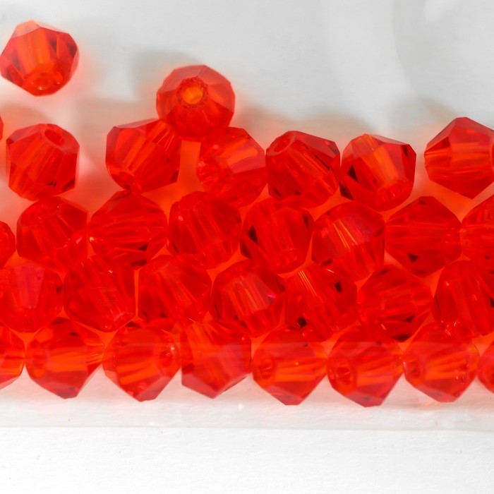 Бусины стеклянные 4 мм (набор 40 шт), Z-439 (806 красный) Бусины стеклянные 4 мм (набор 40 шт), Z-439 (806 красный)