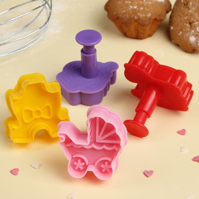 Набор плунжеров кондитерских Доляна «Малышок», 4 шт, 5×5 см, цвет МИКС Набор плунжеров кондитерских Доляна «Малышок», 4 шт, 5×5 см, цвет МИКС