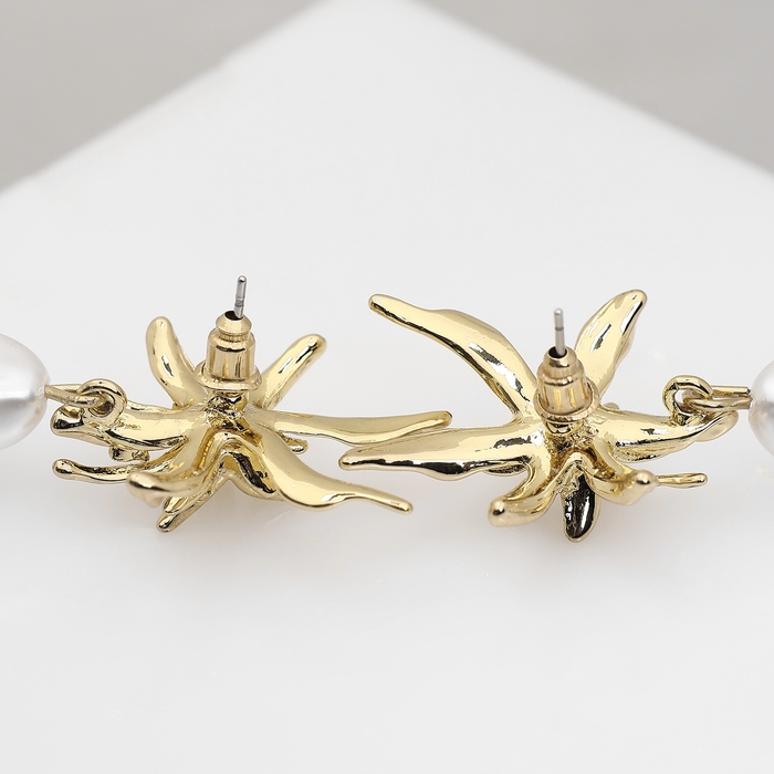 Серьги с жемчугом «Бусина» груша с цветком, цвет золото Серьги с жемчугом «Бусина» груша с цветком, цвет золото