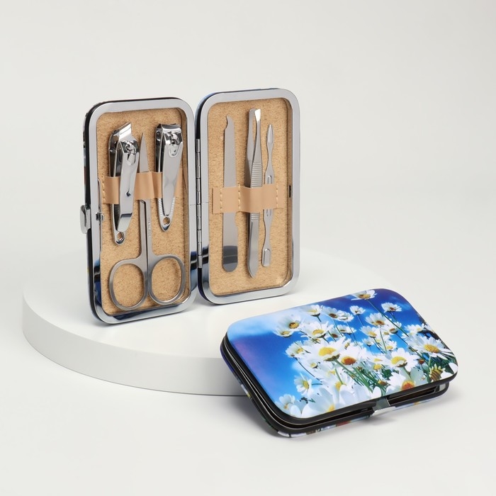 Набор маникюрный, 6 предметов, в футляре, разноцветный Набор маникюрный, 6 предметов, в футляре, разноцветный