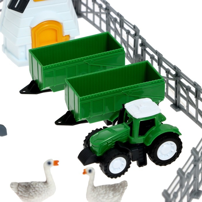 Парковка «Ферма», амбар, вольеры, транспорт, животные Парковка «Ферма», амбар, вольеры, транспорт, животные