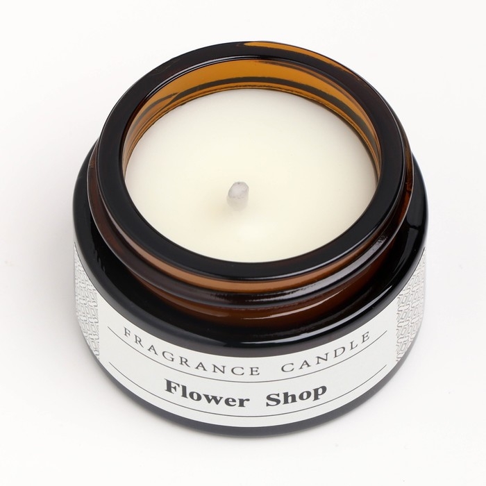 Свеча ароматическая в банке  Свеча ароматическая в банке "Цветочный магазин Бобби", 12 гр