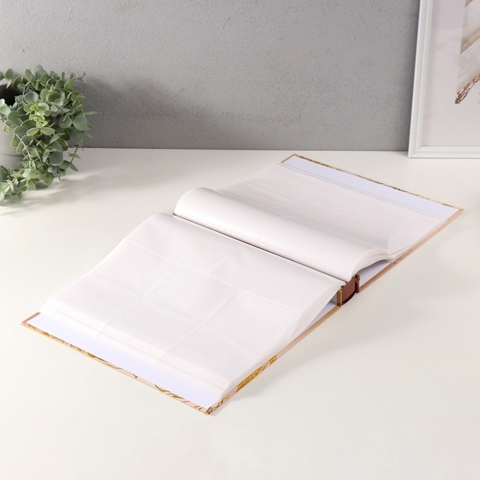 Фотоальбом на 500 фото 10x15 см Фотоальбом на 500 фото 10x15 см "Дерево. Семейная история" в коробке тиснение 5,5x30x33,5 см 10388