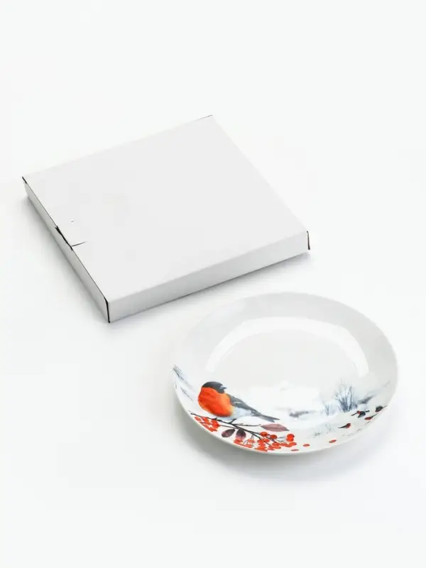 Тарелка новогодняя &laquo;Снегирь&raquo;, d=20 см, керамика, белая