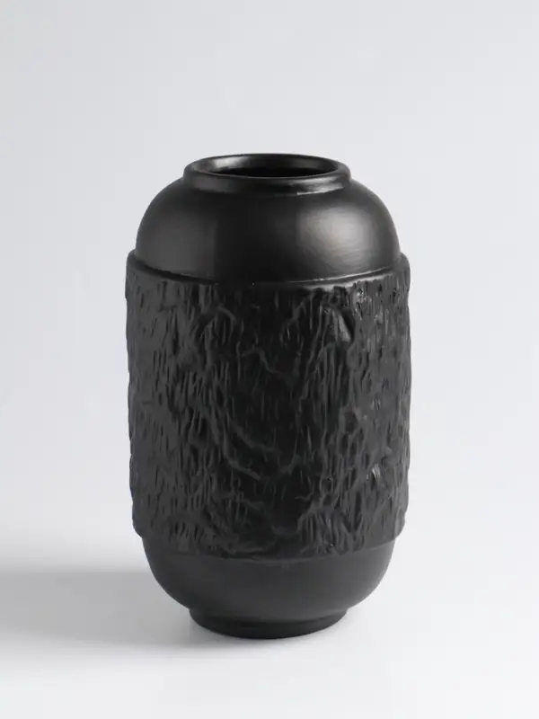Ваза «Дульчи», 19.5×11 см, керамика, чёрная Ваза «Дульчи», 19.5×11 см, керамика, чёрная