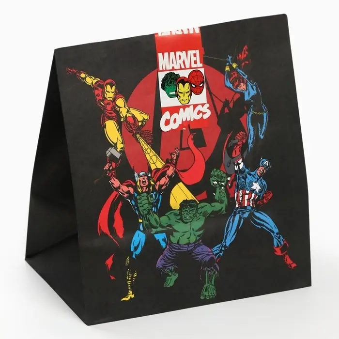Пакет подарочный крафтовый со стикерами, Мстители, 18&times;22&times;12 см