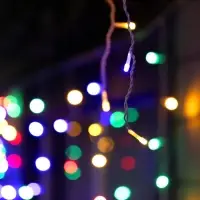 Гирлянда &laquo;Бахрома&raquo; 6&times;0.7 м, IP44, УМС, белая нить, 120 LED, свечение мульти, 220 В