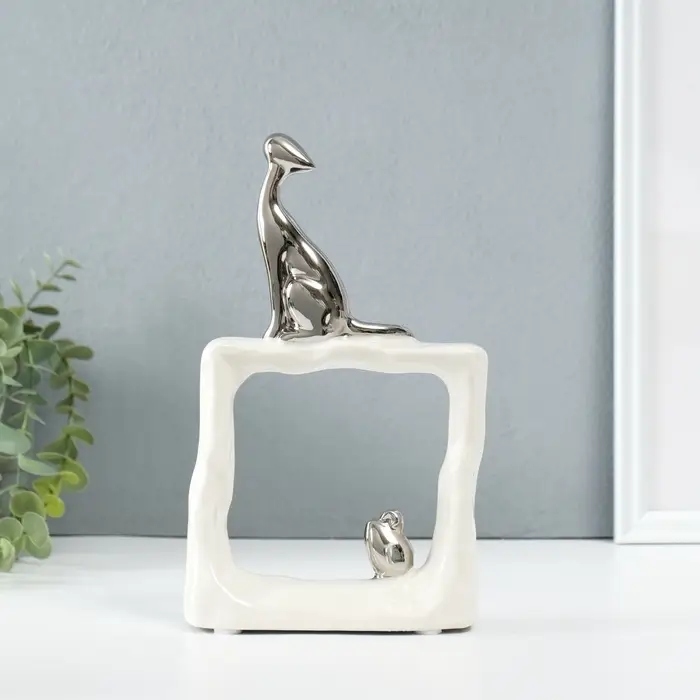 Фигурка керамика &laquo;Кошки-мышки. Квадрат&raquo;, белый с серебром, 5.2&times;13.5&times;23 см