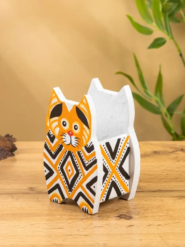 Подставка под ручки &laquo;Котик&raquo;, 12&times;8&times;15 см, дерево албезия