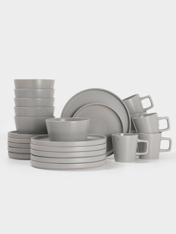 Набор посуды Доляна «Гранит», 24 предмета: тарелки 12 шт. d=20/26 см, кружки 6 шт. 340 мл, салатники 6 шт. 800 мл, керамика, серый Набор посуды Доляна «Гранит», 24 предмета: тарелки 12 шт. d=20/26 см, кружки 6 шт. 340 мл, салатники 6 шт. 800 мл, керамика, серый