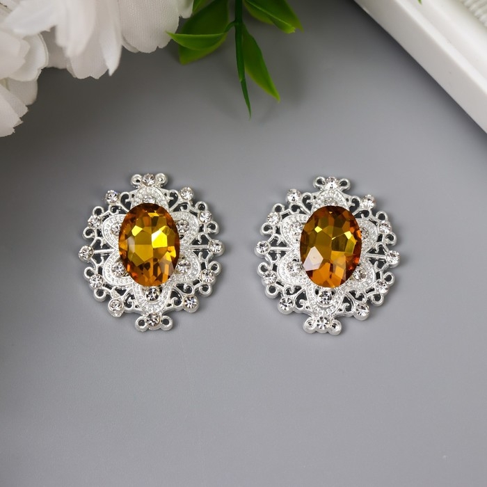 Декор для творчества металл Декор для творчества металл "Медальон узорный" янтарный кристалл 2,6х2,4 см