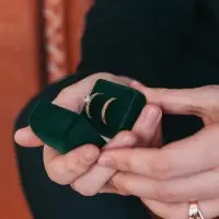 Футляр под серьги, кольца, запонки &laquo;Изумруд&raquo;, бархатный, 4.5&times;5 см, зелёный