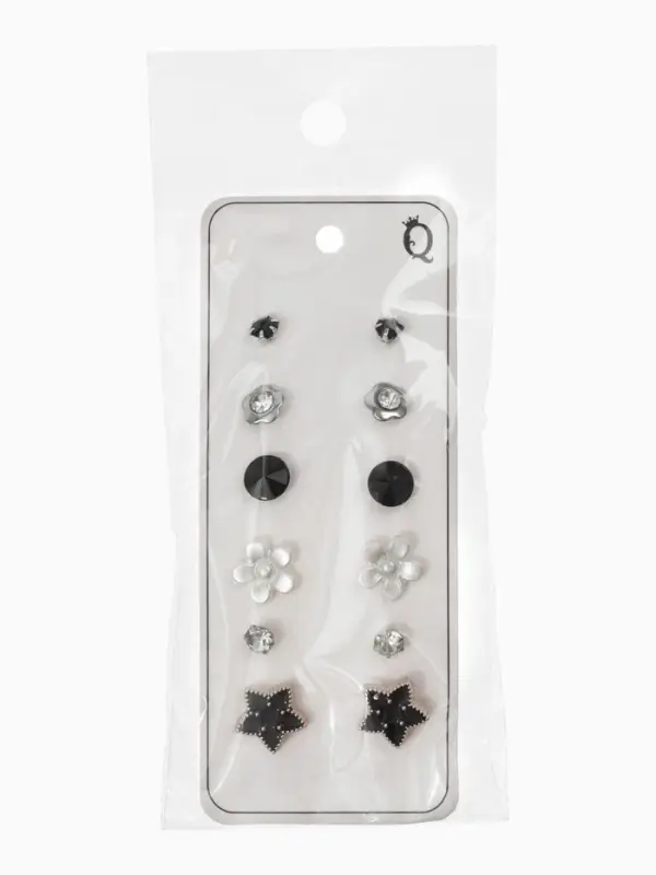 Серьги пусеты QF &laquo;Романтика&raquo;, 6 пар, цветочки, чёрно-белый в серебре