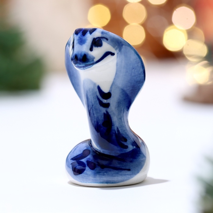 Фигурка фарфор гжель «Кобра», 5.5×3 см Фигурка фарфор гжель «Кобра», 5.5×3 см