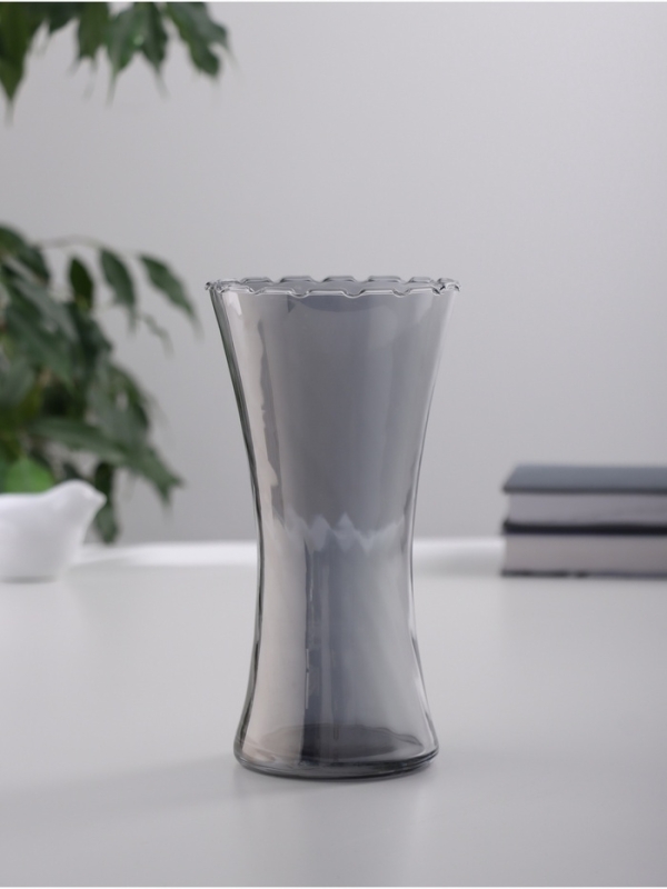 Ваза стекло настольная  Ваза стекло настольная "Агнес" талия, 19,5х10 см, серый