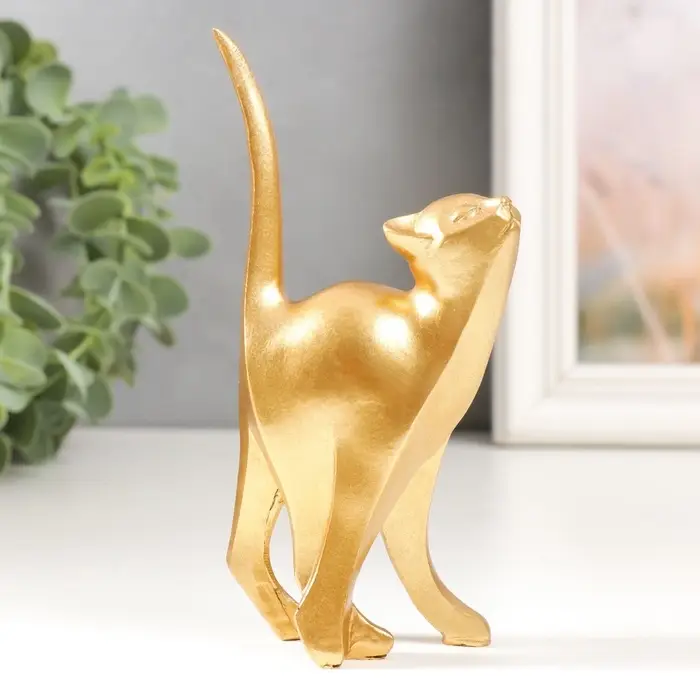 Фигурка полистоун &laquo;Золотая кошечка&raquo;, 3.4&times;6&times;13 см