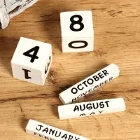 Календарь настольный «Маяк», 7×4×11 см, дерево, бело-синий