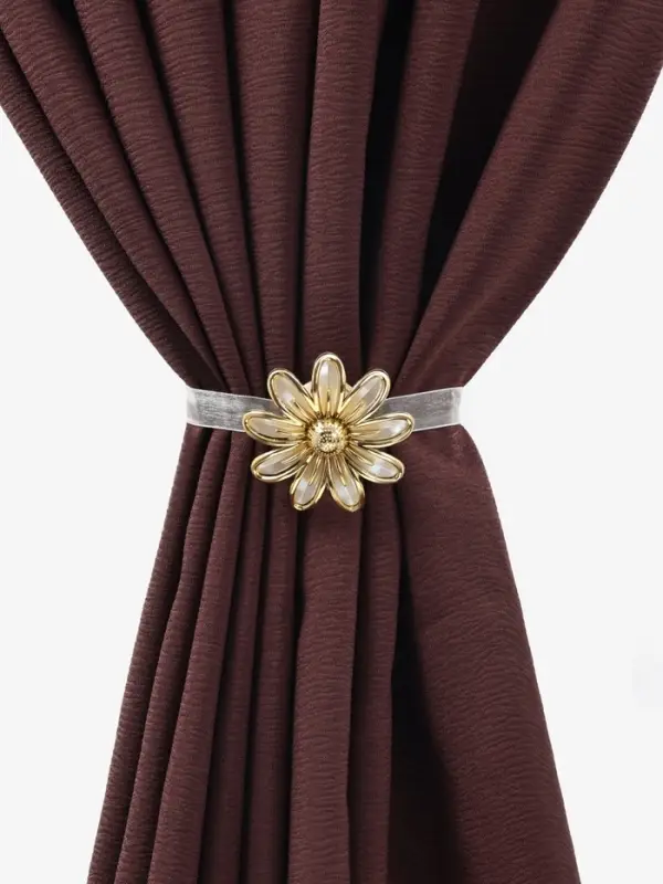 Подхват для штор &laquo;Ромашка&raquo;, d=6 см, цвет бежевый, золотой