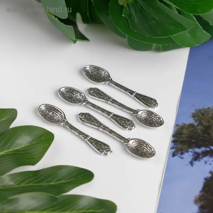 Сувенир кошельковый металл "Ложка резная" (В28849) 5х1,1 см