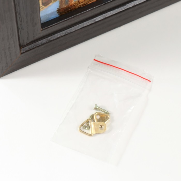 Ключница Ключница "Казанский собор" венге 26х31 см