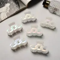 Крабик для волос &laquo;Жемчужный&raquo;, косичка, 7 см, белый