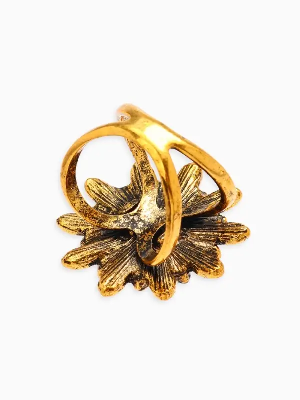 Кольцо для платка Кольцо для платка "Цветок Хризантема", цвет белый в чернёном золоте