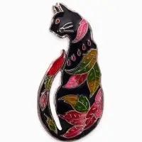 Брошь &laquo;Кошка&raquo; с листьями, розово- цветная в серебре