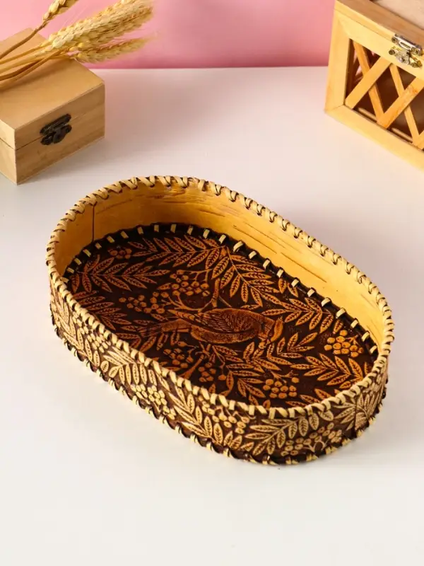 Сухарница традиционная Сухарница традиционная "Птичка в рябине", 23х15х4,5см, Береста