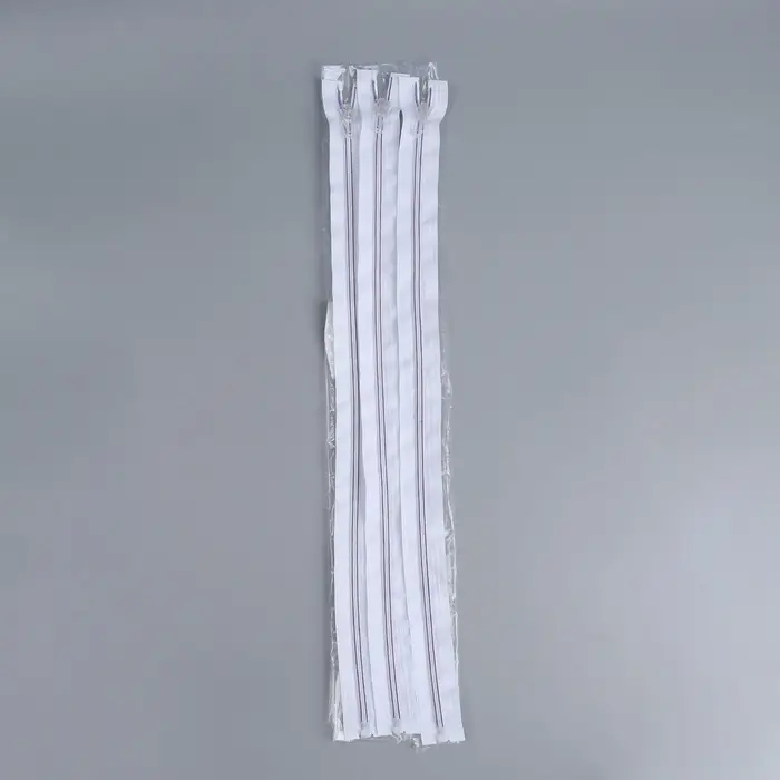 Молния «Спираль», №5, разъёмная, замок автомат, 50 см, белая, сиреневая Молния «Спираль», №5, разъёмная, замок автомат, 50 см, белая, сиреневая