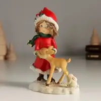 Фигурка полистоун &laquo;Девочка в красном с оленёнком&raquo;, 10&times;6&times;13 см