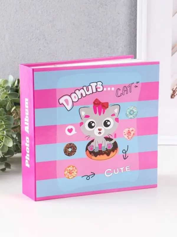 Фотоальбом 200 фото 10X15cм,"Кошечка",бум.карм.цвет.с мемо, клеевой пер-т