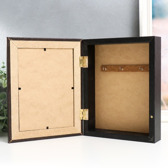 Ключница Ключница "Бабочки" 17х22 см,венге