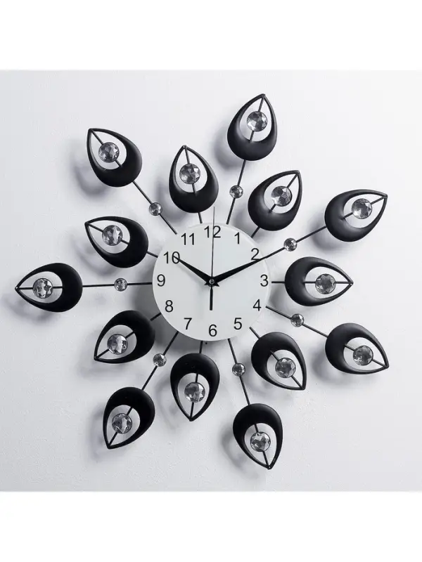Часы настенные интерьерные &laquo;Чёрные лепестки&raquo;, серия: Ажур, бесшумные, плавный ход, 47&times;47 см, d=15 см, от батарейки 1&times;АА