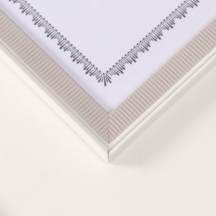 Фоторамка пластик формат А4 Фоторамка пластик формат А4 "Полосатая текстура" олива, белая 24х32,7 см