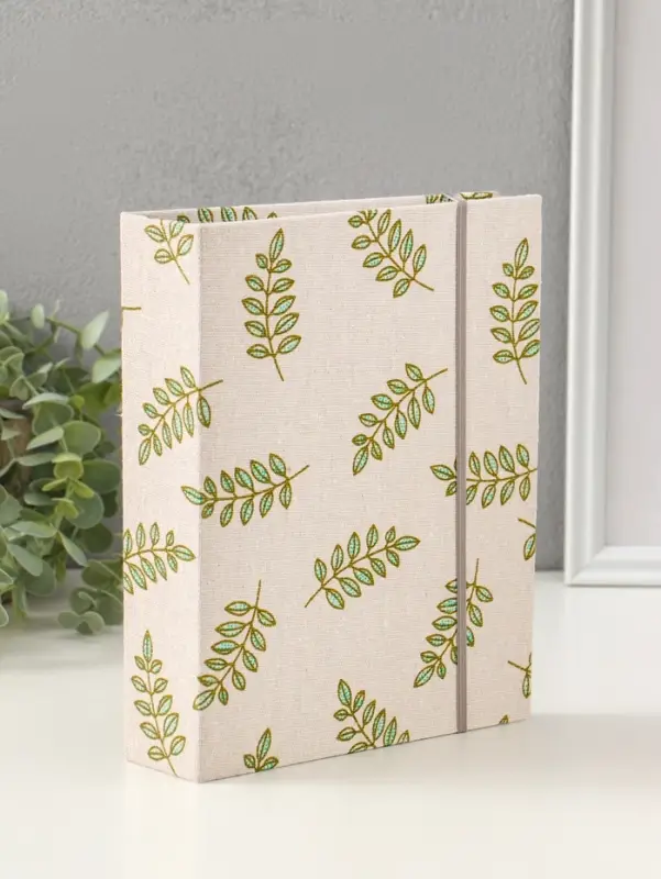 Фотоальбом на 200 фото 10х15 см на резинке "Зелёные веточки" текстиль, 23х17,5х5 см