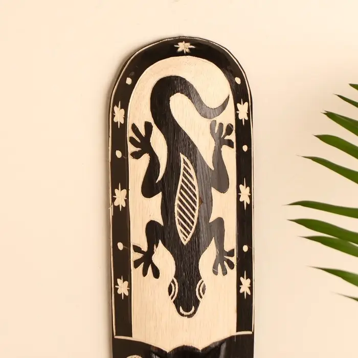 Маска настенная дерево Маска настенная дерево "Абориген с гекконом" 3х12х50 см