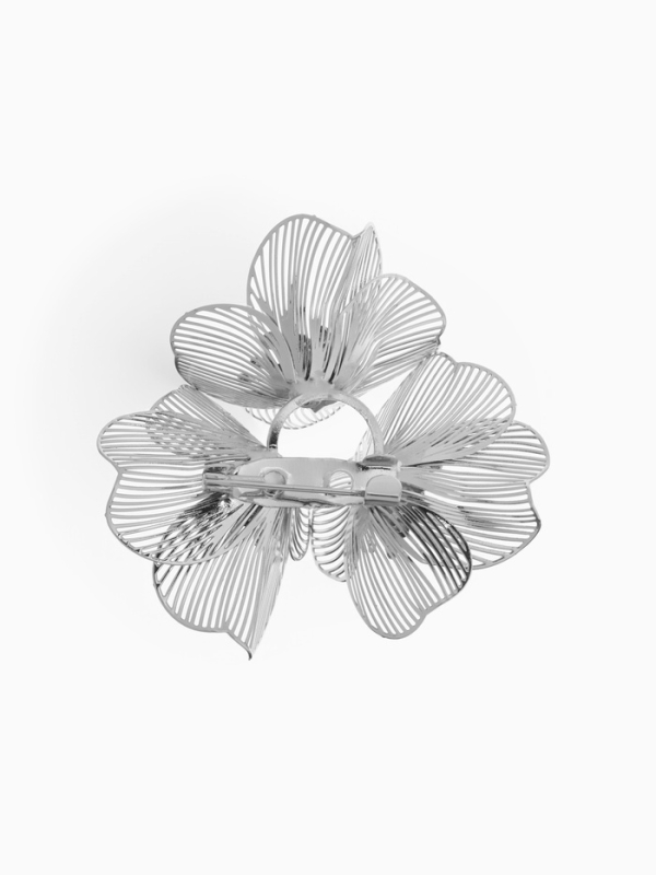 Брошь «Цветы» незабудки, цвет белый в серебре Брошь «Цветы» незабудки, цвет белый в серебре