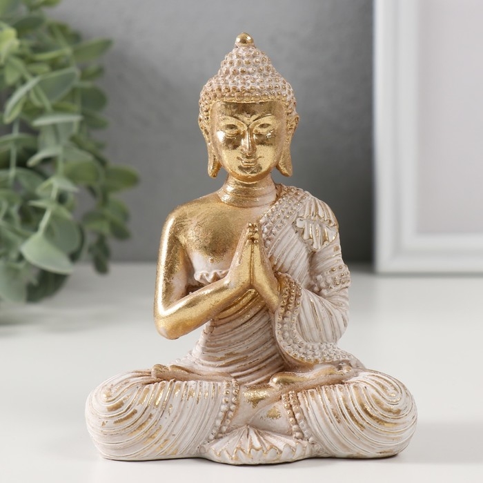 Сувенир полистоун Сувенир полистоун "Будда в белом одеянии. Ладони вместе" 5х9,5х12 см