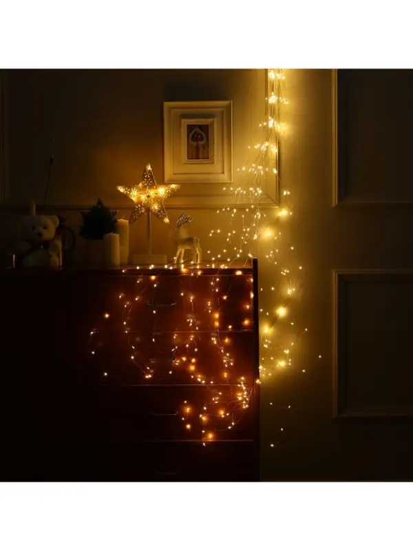 Гирлянда &laquo;Конский хвост&raquo; 20 нитей по 2 м, IP20, серебристая нить, 400 LED, свечение тёплое белое, 12 В