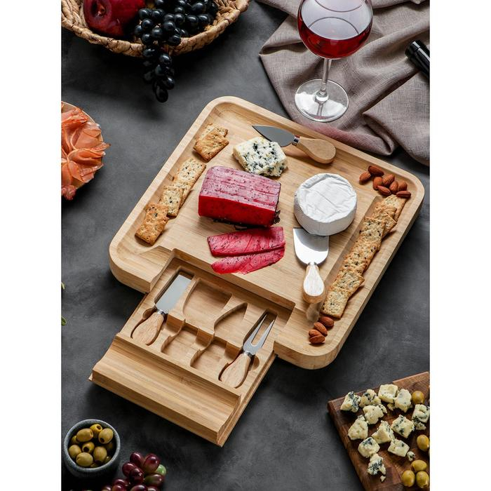 Набор для подачи сыра «Маасдам», 4 ножа, бамбук Набор для подачи сыра «Маасдам», 4 ножа, бамбук