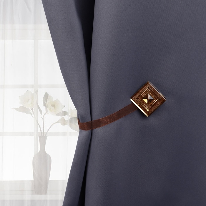 Подхват для штор «Блестящий квадрат», 4 × 4 см, цвет коричневый Подхват для штор «Блестящий квадрат», 4 × 4 см, цвет коричневый